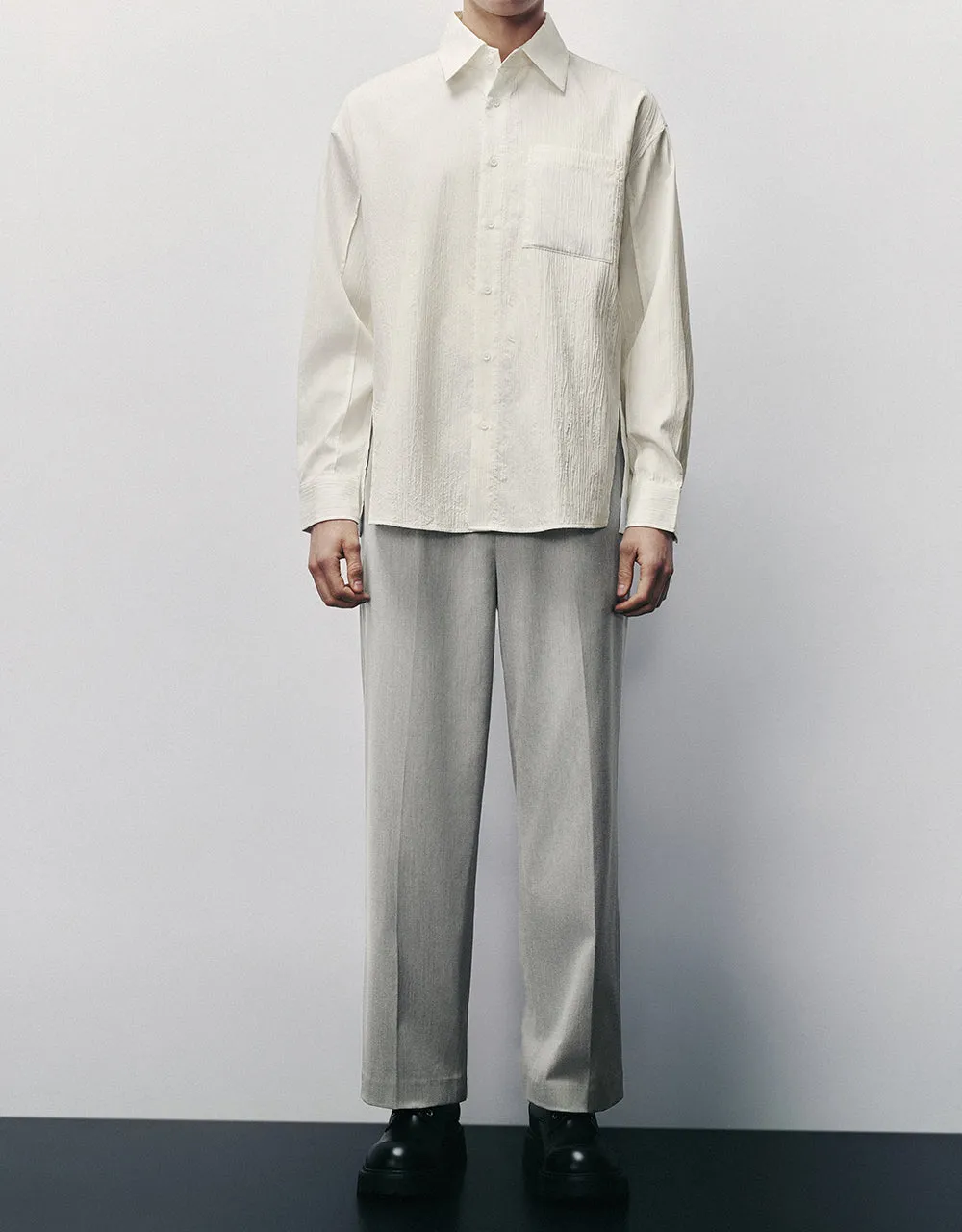 Loose Straight Pants sold by Urban Revivo product image thumbnail 2