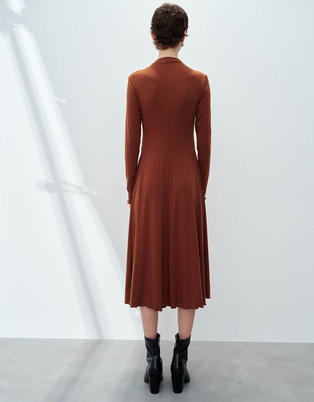 Mock Neck Skinny Dress sold by Urban Revivo product image thumbnail 4