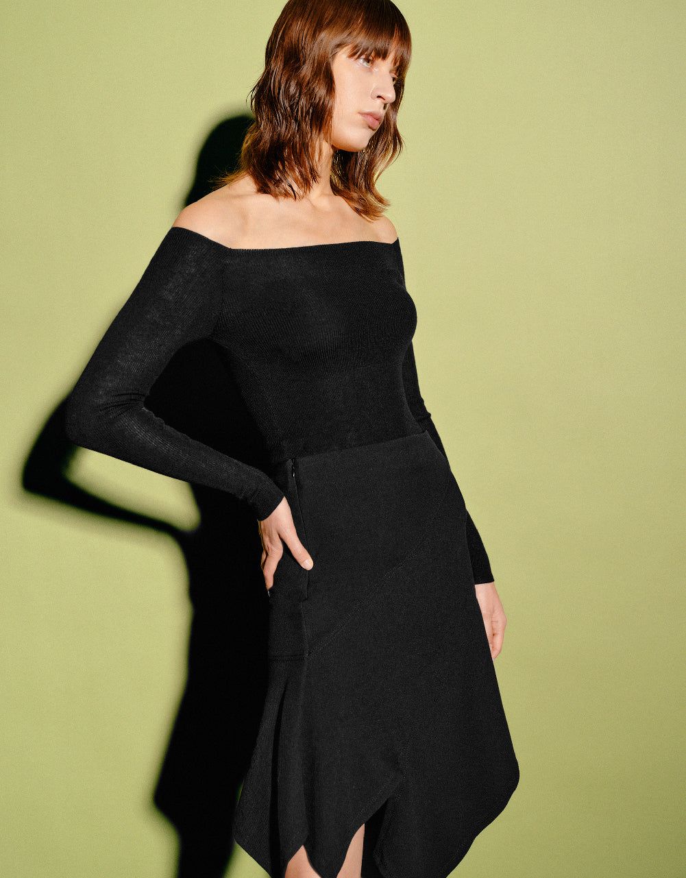 Off-Shoulder Knitted Skinny T-Shirt sold by Urban Revivo product image thumbnail 2