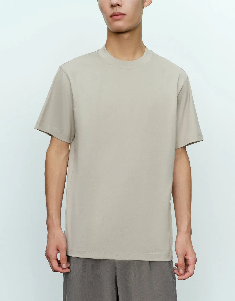 Drop Shoulder Sleeve Crew Neck T-Shirt sold by Urban Revivo product image thumbnail 2