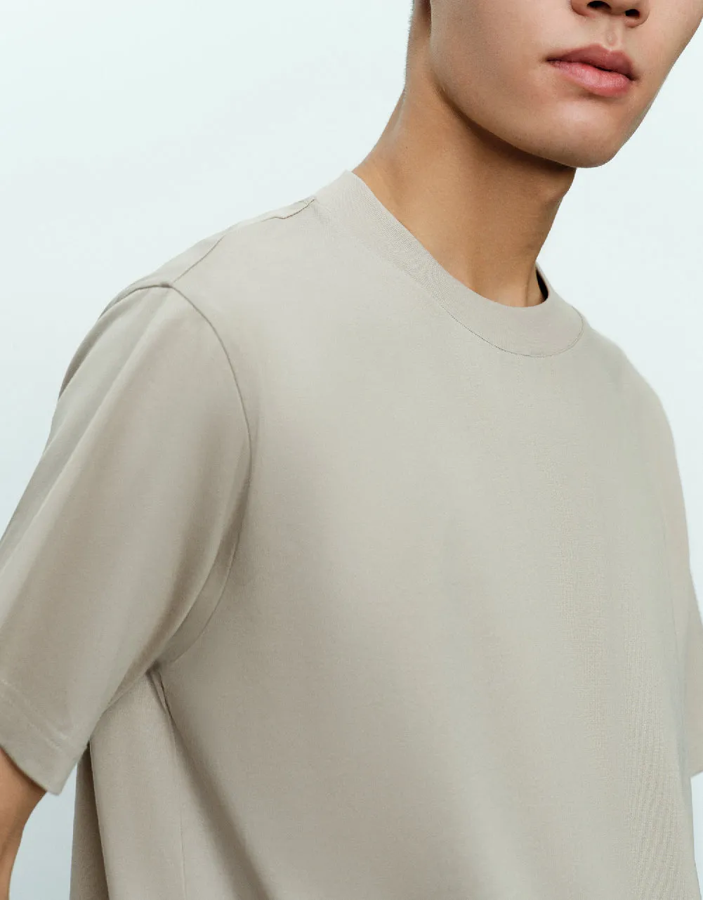 Drop Shoulder Sleeve Crew Neck T-Shirt sold by Urban Revivo product image thumbnail 5