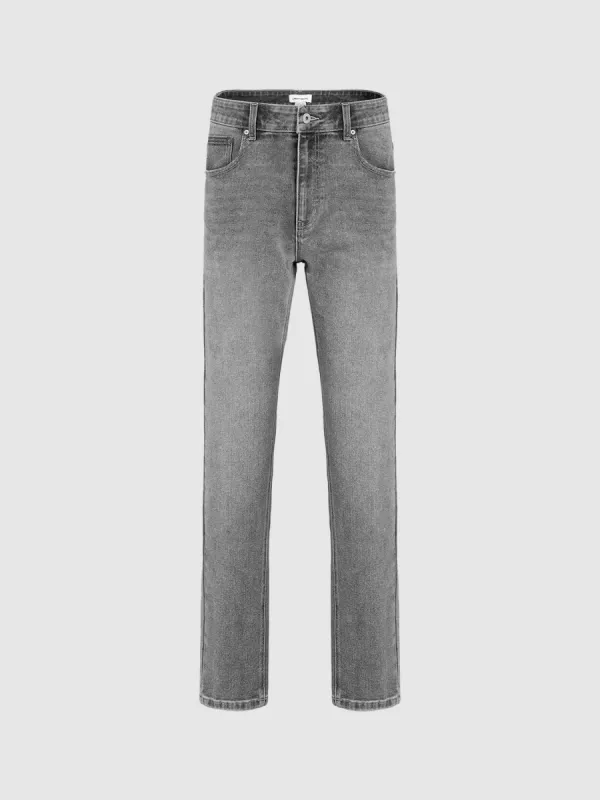 Straight Jeans sold by Urban Revivo
