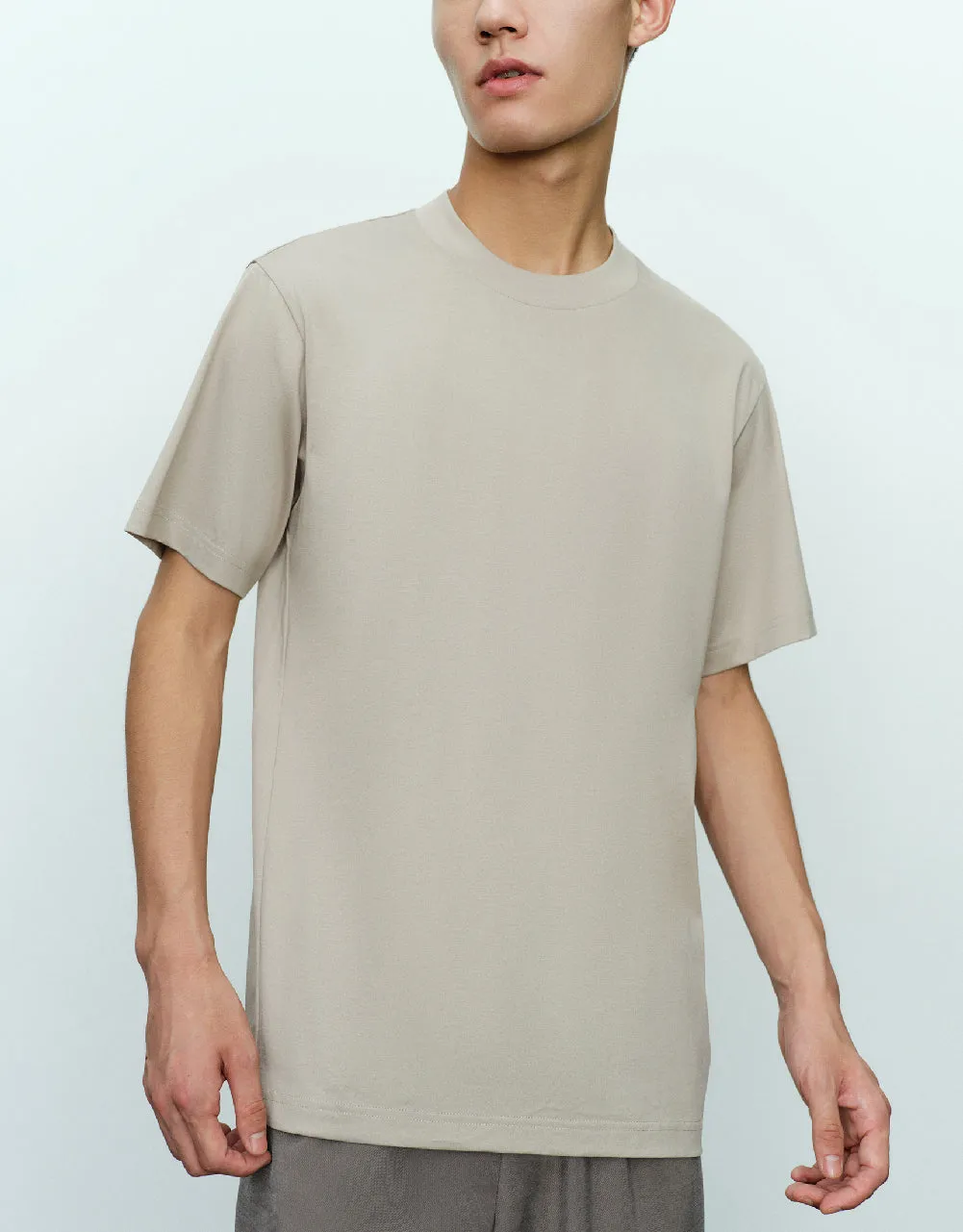 Drop Shoulder Sleeve Crew Neck T-Shirt sold by Urban Revivo product image thumbnail 3