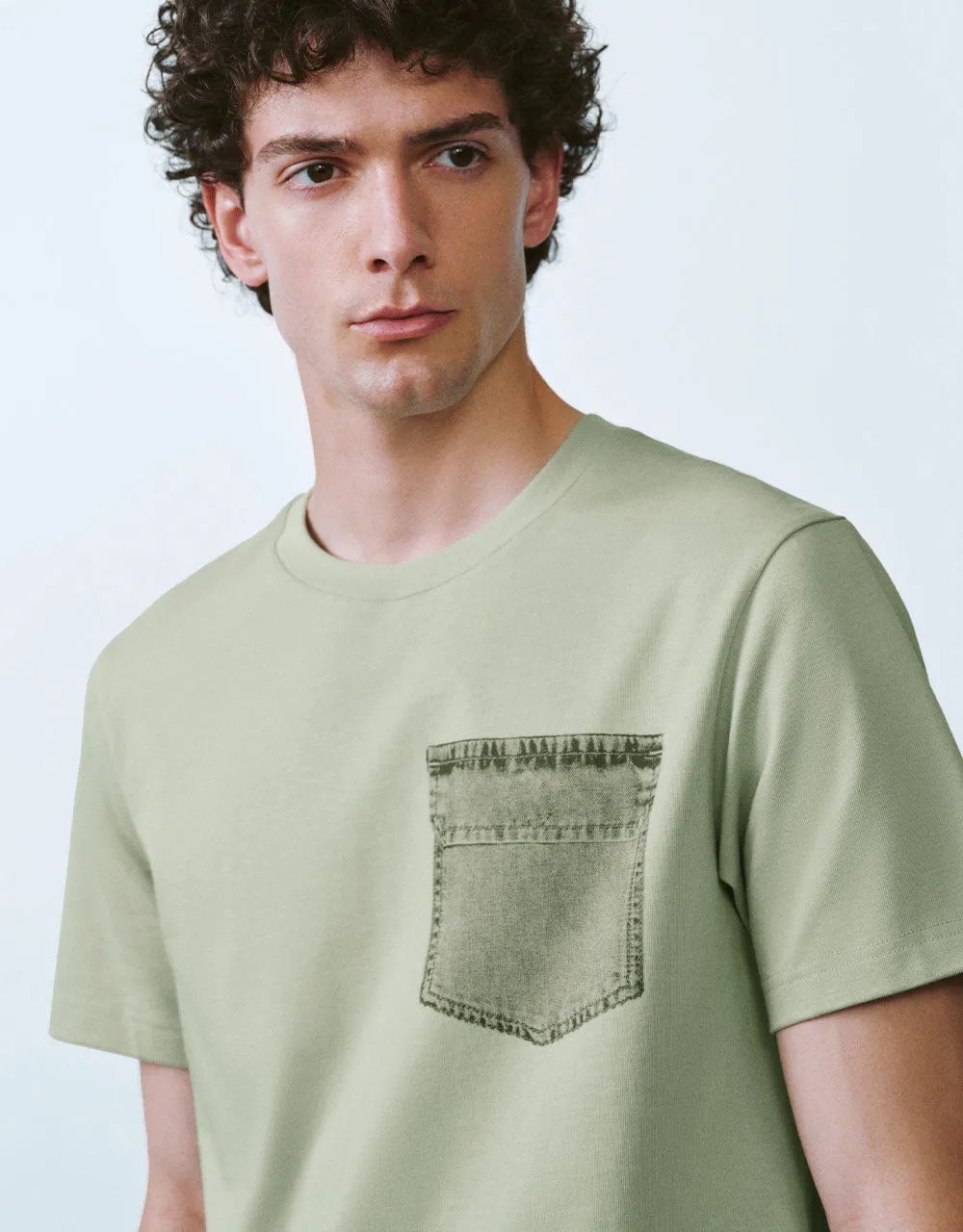 Crew Neck Straight T-Shirt sold by Urban Revivo product image thumbnail 4