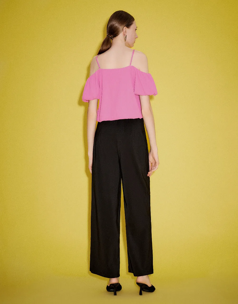 Puff Sleeve Square-cut Collar Overhead Shirt sold by Urban Revivo product image thumbnail 4