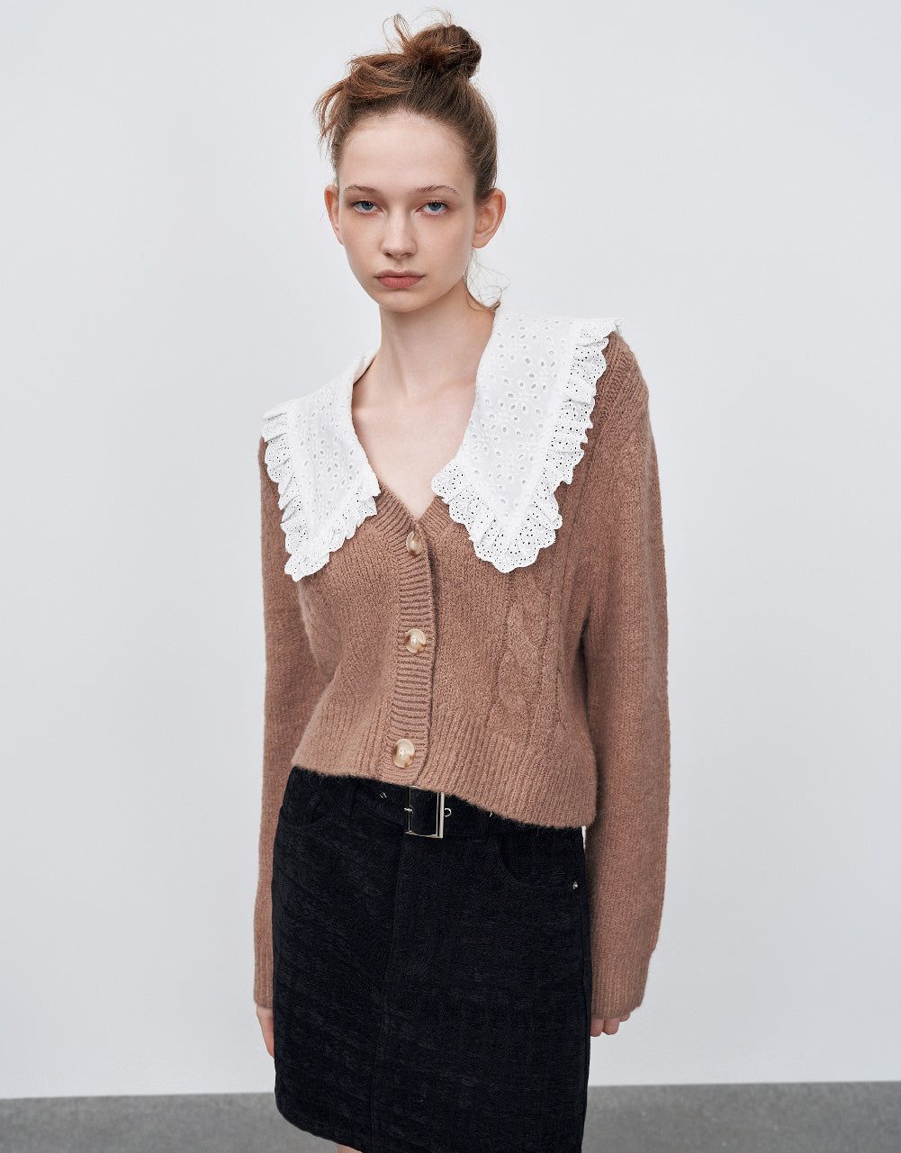 Knitted Cardigan With Detachable Collar sold by Urban Revivo product image thumbnail 3