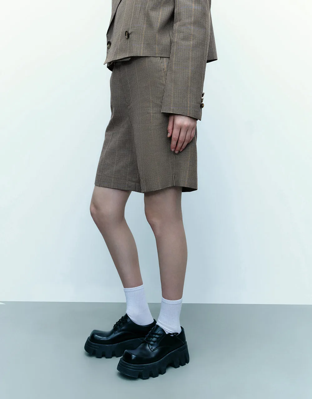 Striped Regular Shorts sold by Urban Revivo product image thumbnail 4