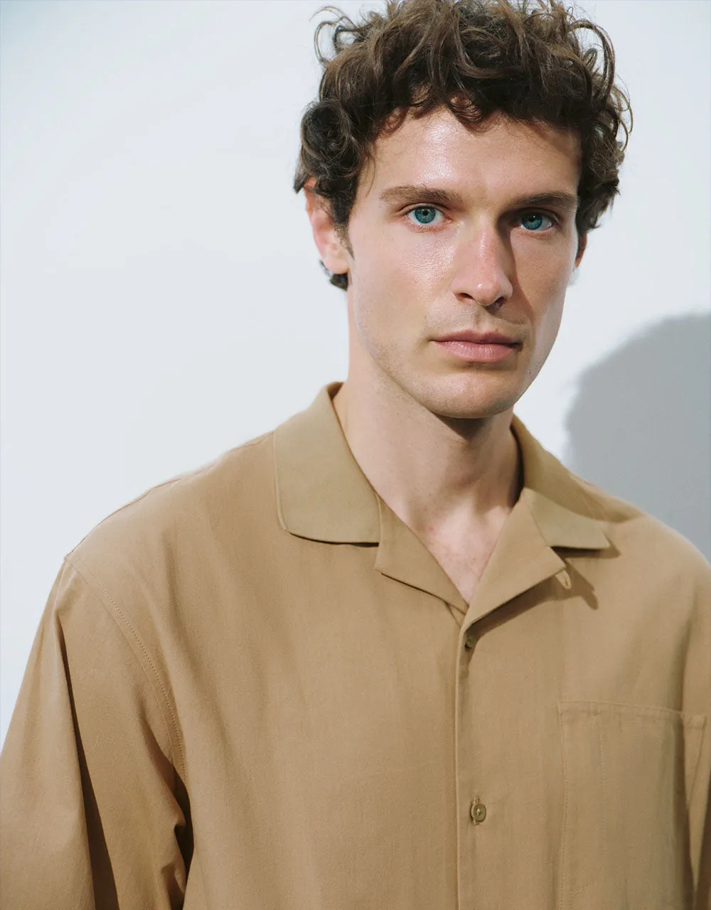 Button Up Loose Shirt sold by Urban Revivo product image thumbnail 4