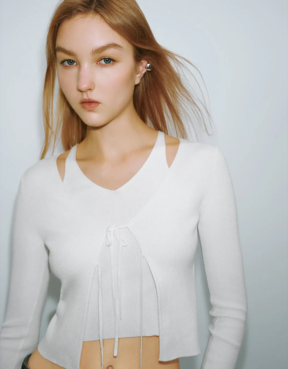 Halter Neck 2 In 1 Knitted T-Shirt sold by Urban Revivo product image thumbnail 4