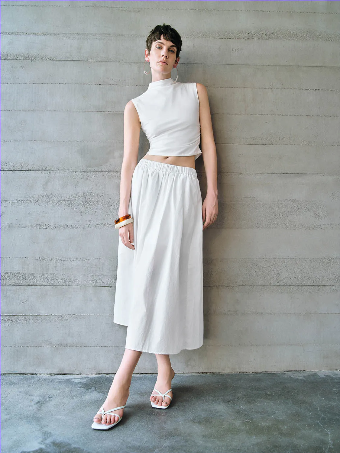 Elastic Waist Midi A-Line Skirt sold by Urban Revivo product image thumbnail 5