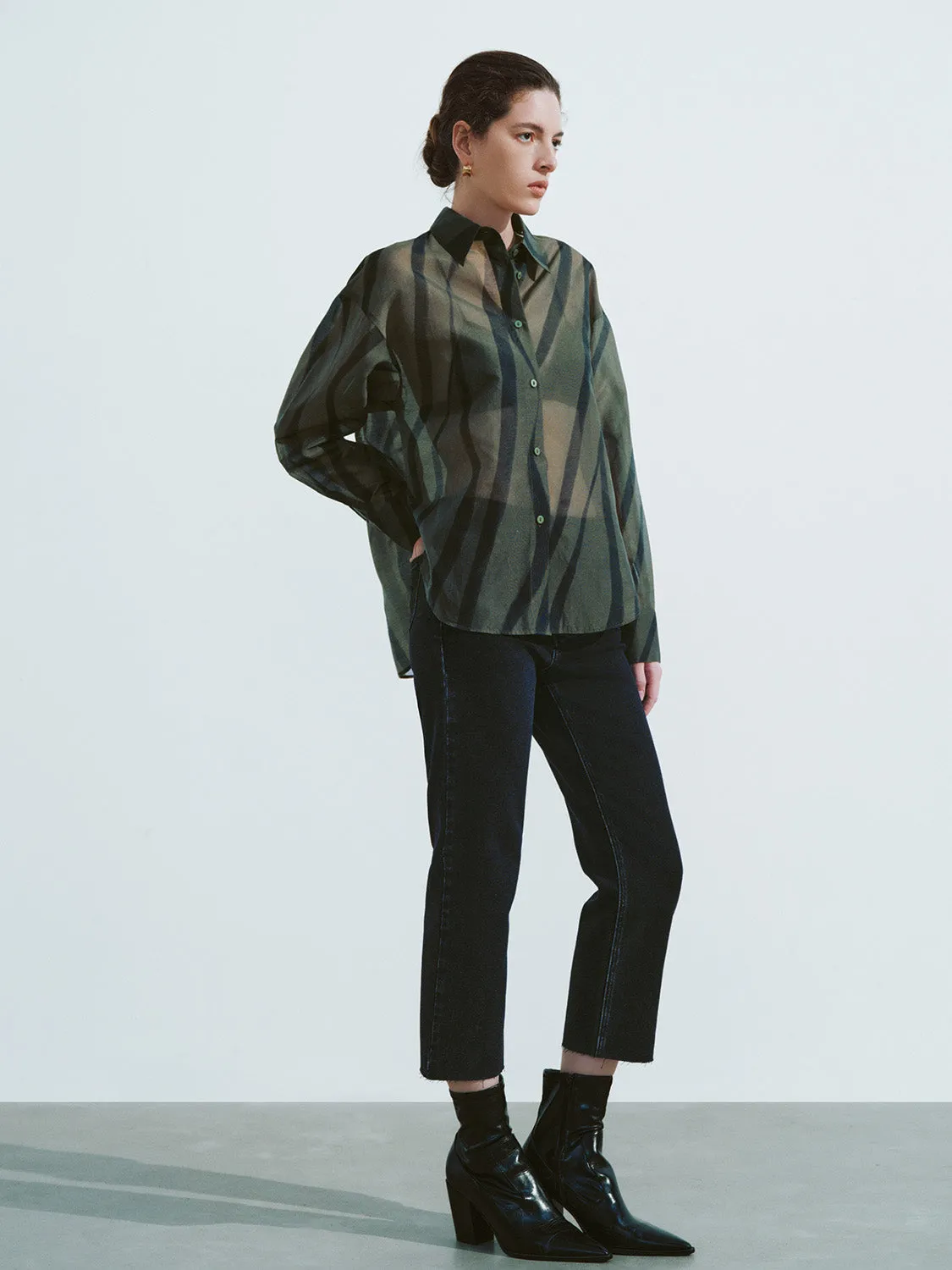 Printed Button Up Loose Shirt sold by Urban Revivo product image thumbnail 5