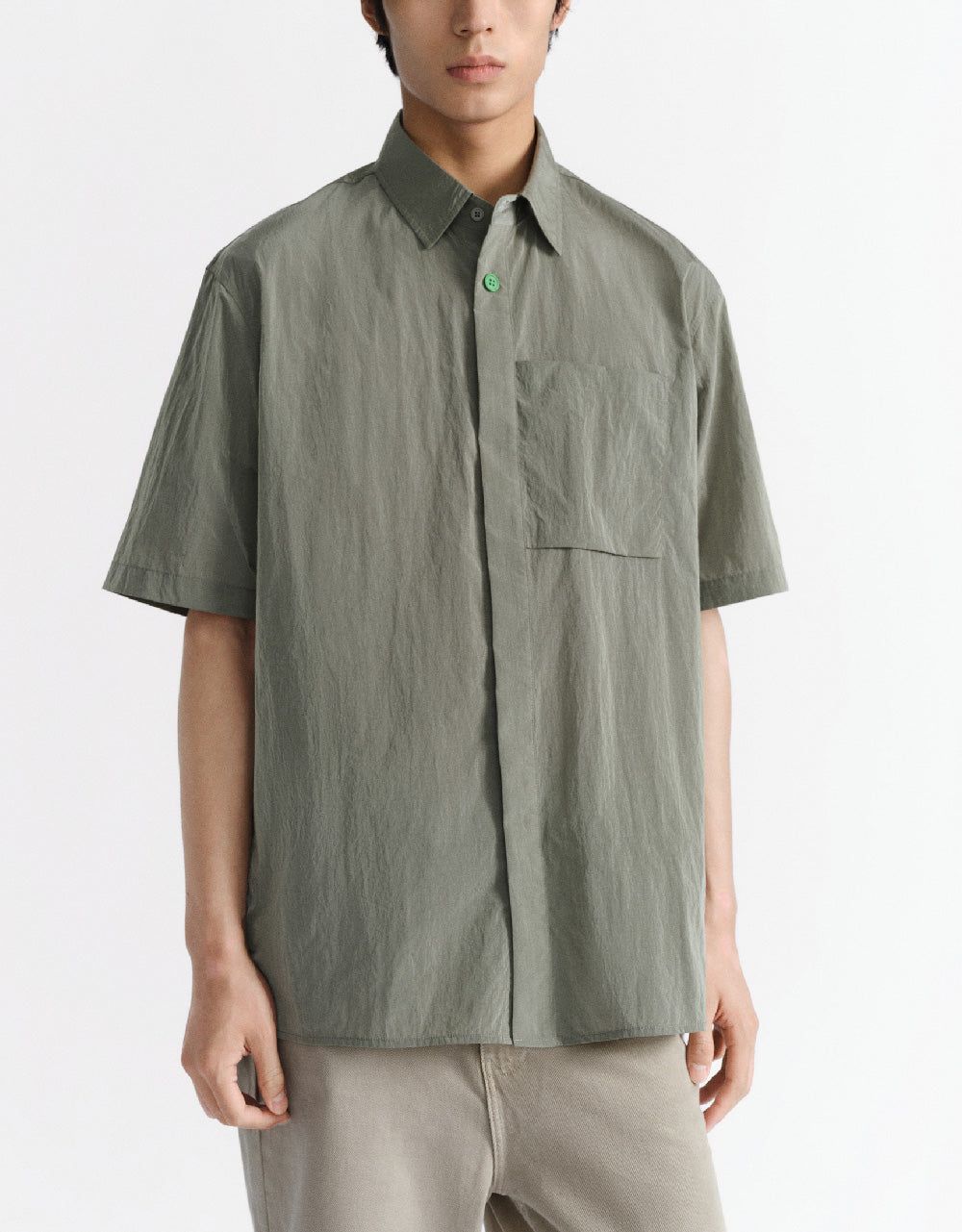 Button Up Straight Shirt sold by Urban Revivo product image thumbnail 2