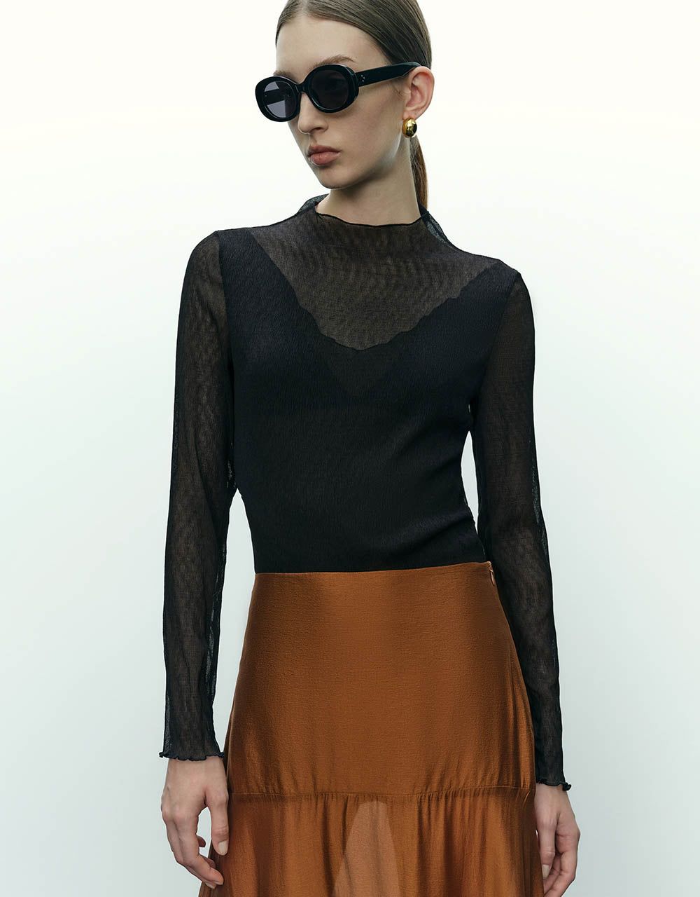 Turtle Neck Knitted Skinny T-Shirt sold by Urban Revivo product image thumbnail 3