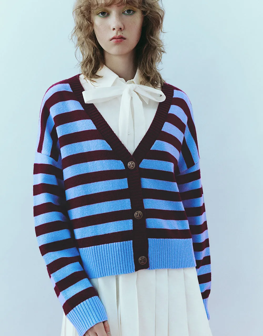Striped V-Neck Knitted Cardigan sold by Urban Revivo product image thumbnail 4