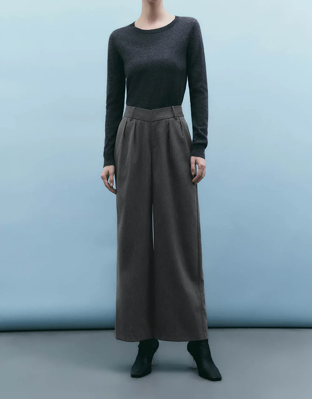 Striped Tailored Wide-Leg Pants sold by Urban Revivo product image thumbnail 2