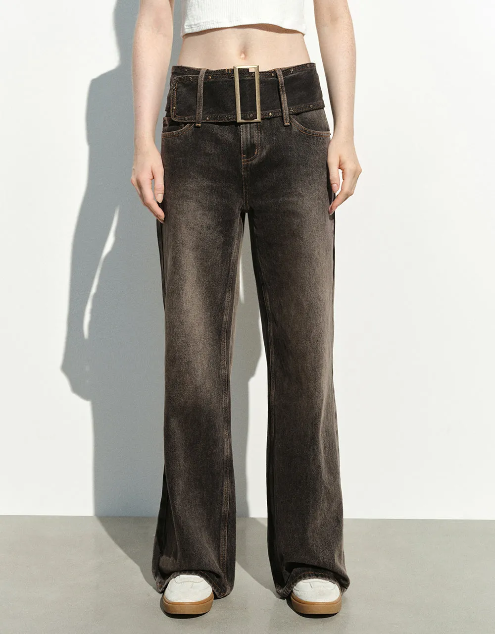 Wide-Leg Jeans With Belt sold by Urban Revivo product image thumbnail 2