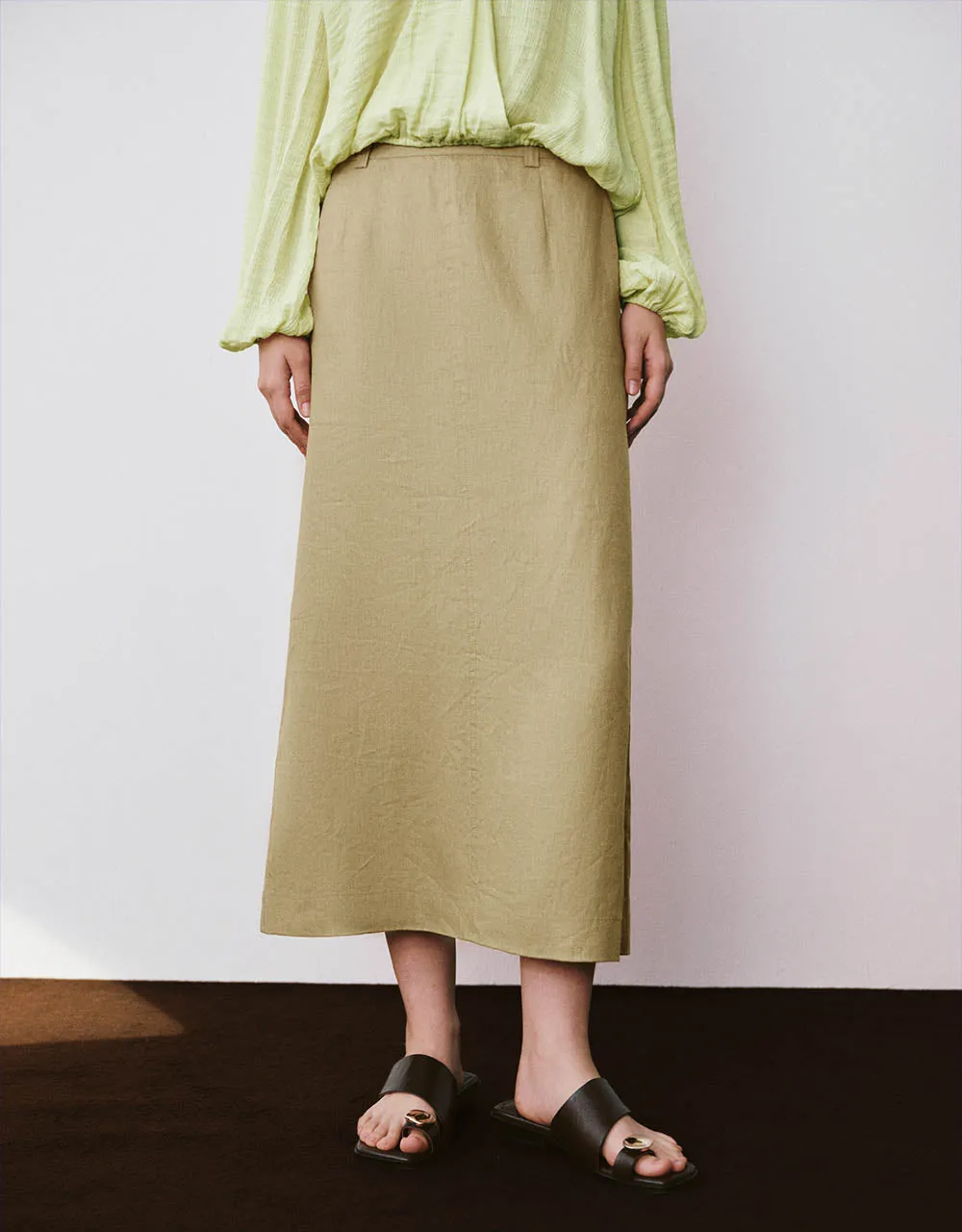 Midi Straight Skirt sold by Urban Revivo product image thumbnail 2
