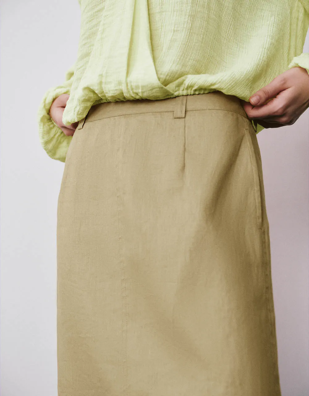 Midi Straight Skirt sold by Urban Revivo product image thumbnail 5