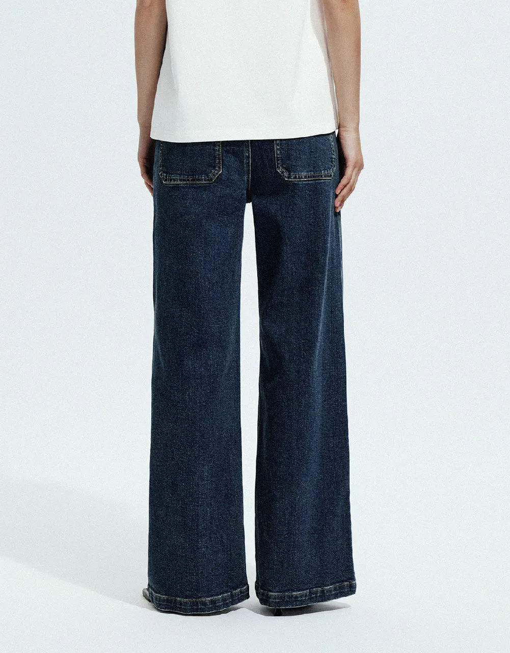 Front Pocket Wide-Leg Jeans sold by Urban Revivo product image thumbnail 5