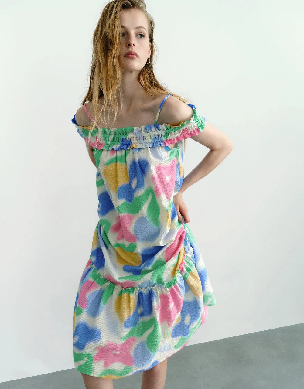 Printed Sleeveless Off-Shoulder A-Line Dress sold by Urban Revivo product image thumbnail 3