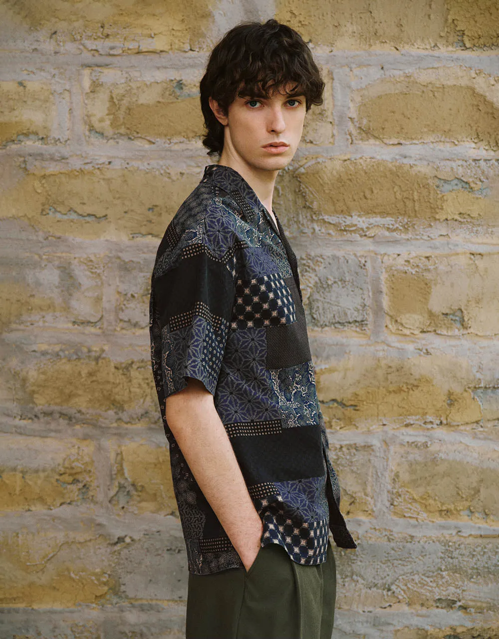 Notch Lapel Printed Loose Denim Shirt sold by Urban Revivo product image thumbnail 3