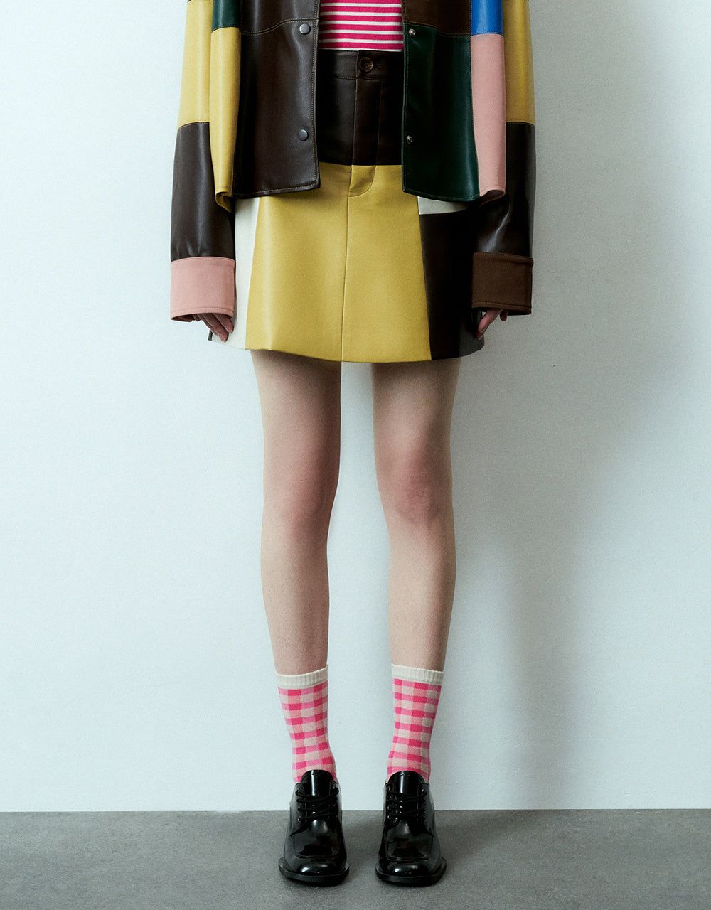 Vegan Leather Mini A-Line Skirt sold by Urban Revivo product image thumbnail 3