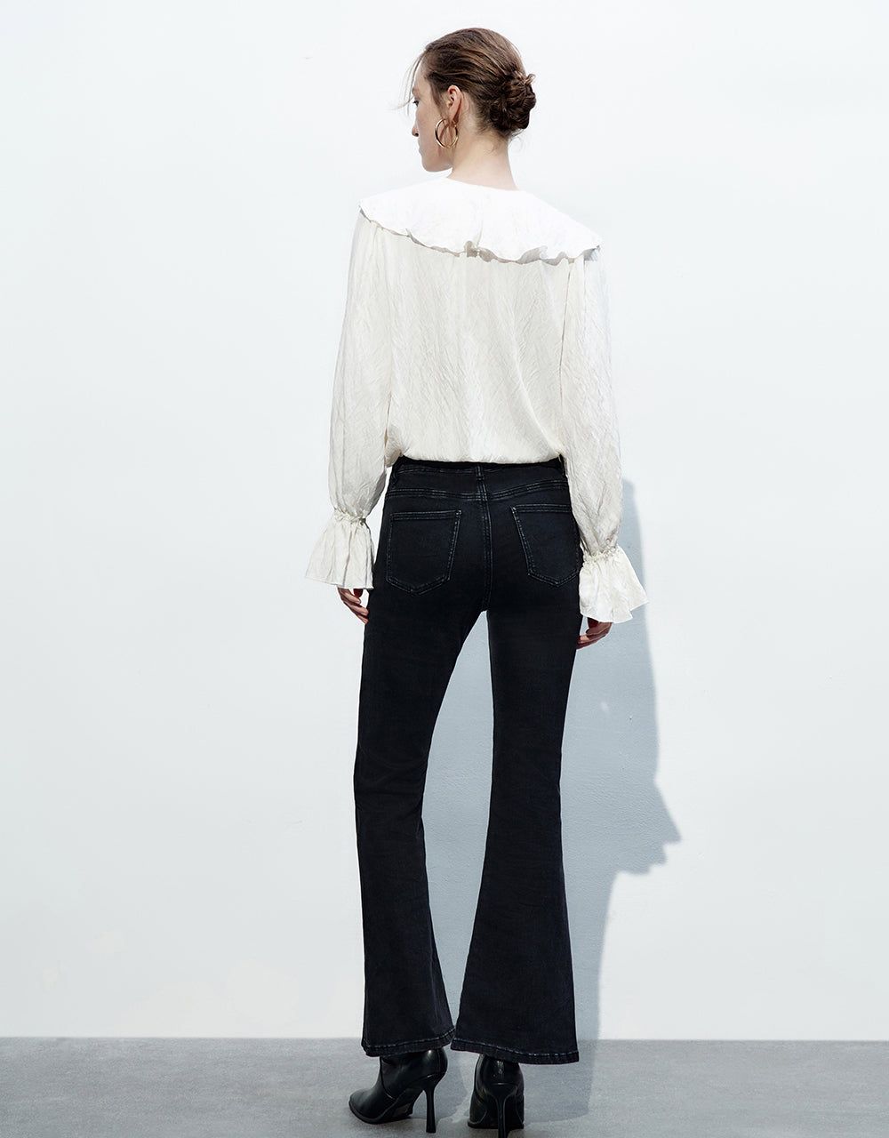 Puff Sleeve Ruffle Lapel Overhead Shirt sold by Urban Revivo product image thumbnail 4