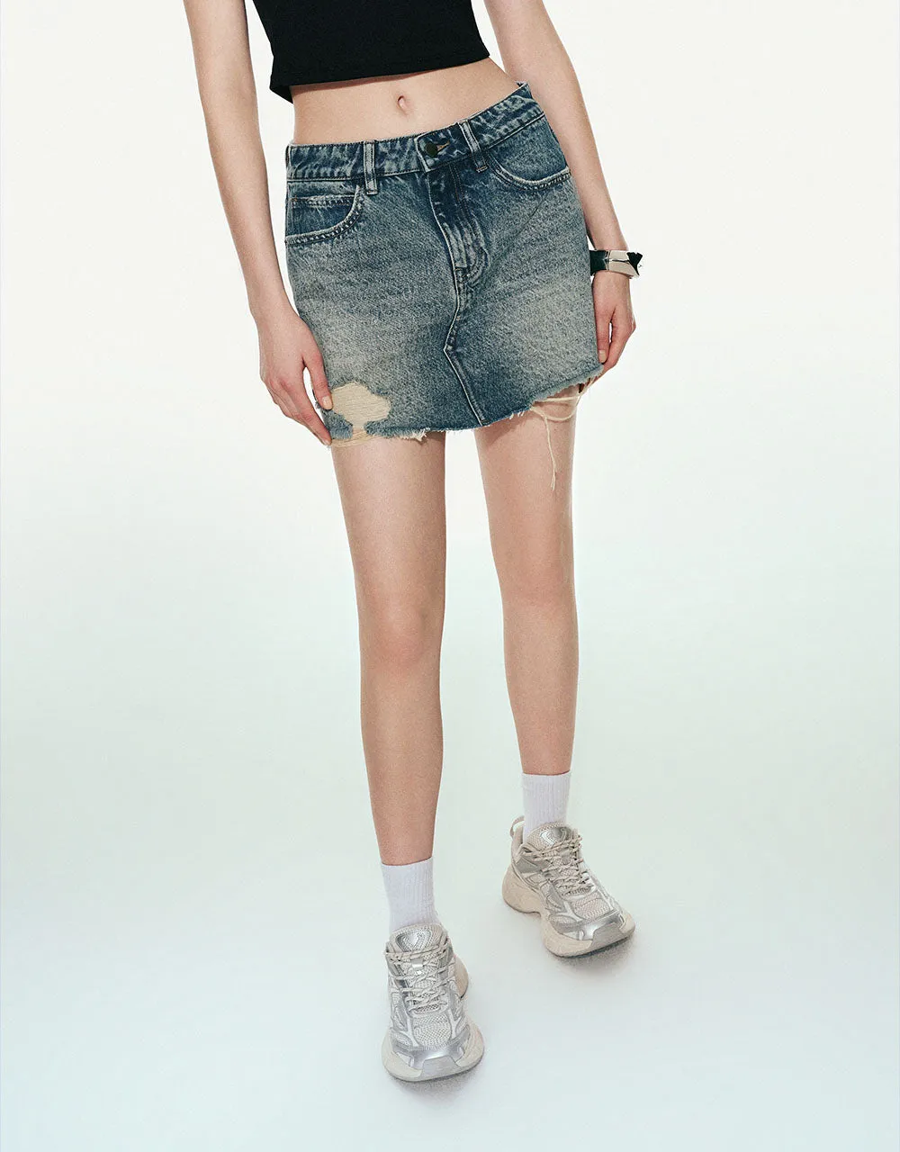 Ripped Mini A-Line Denim Skirt sold by Urban Revivo product image thumbnail 2
