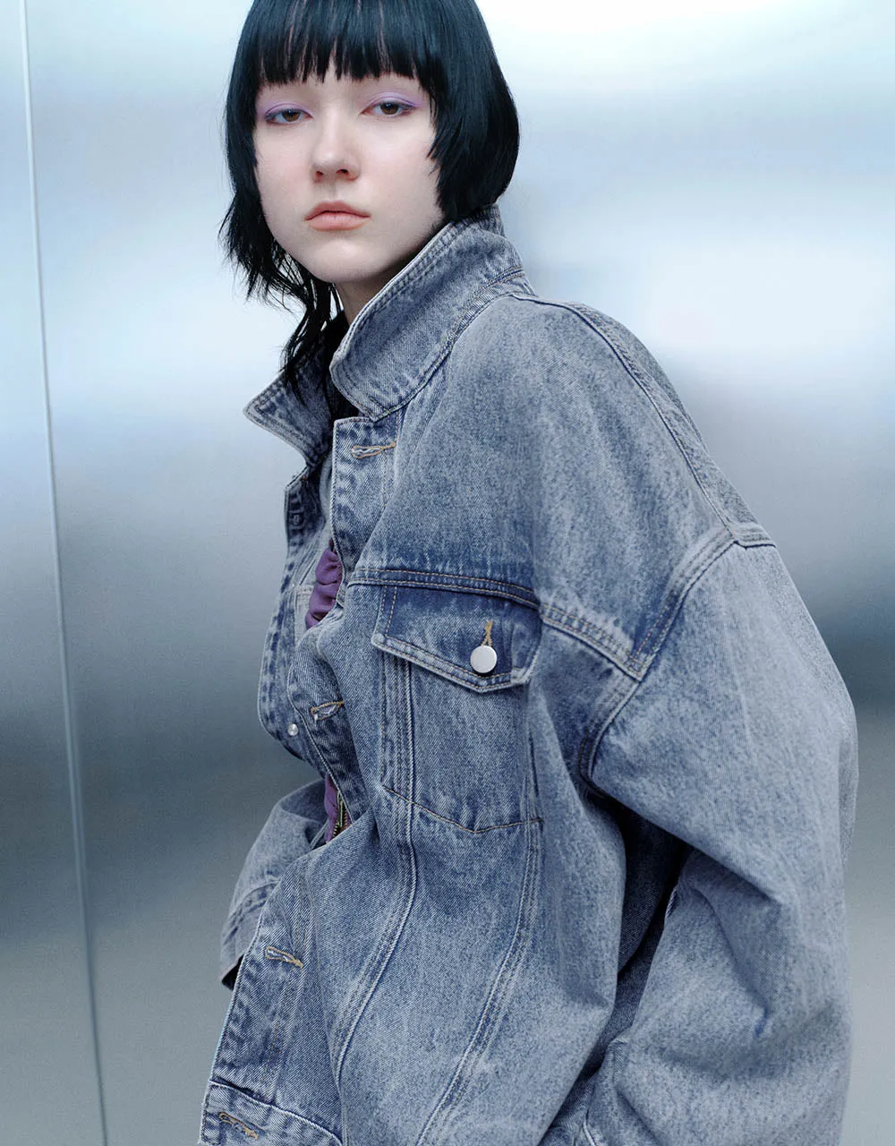 Drop Shoulder Sleeve Button Up Denim Jacket sold by Urban Revivo product image thumbnail 4