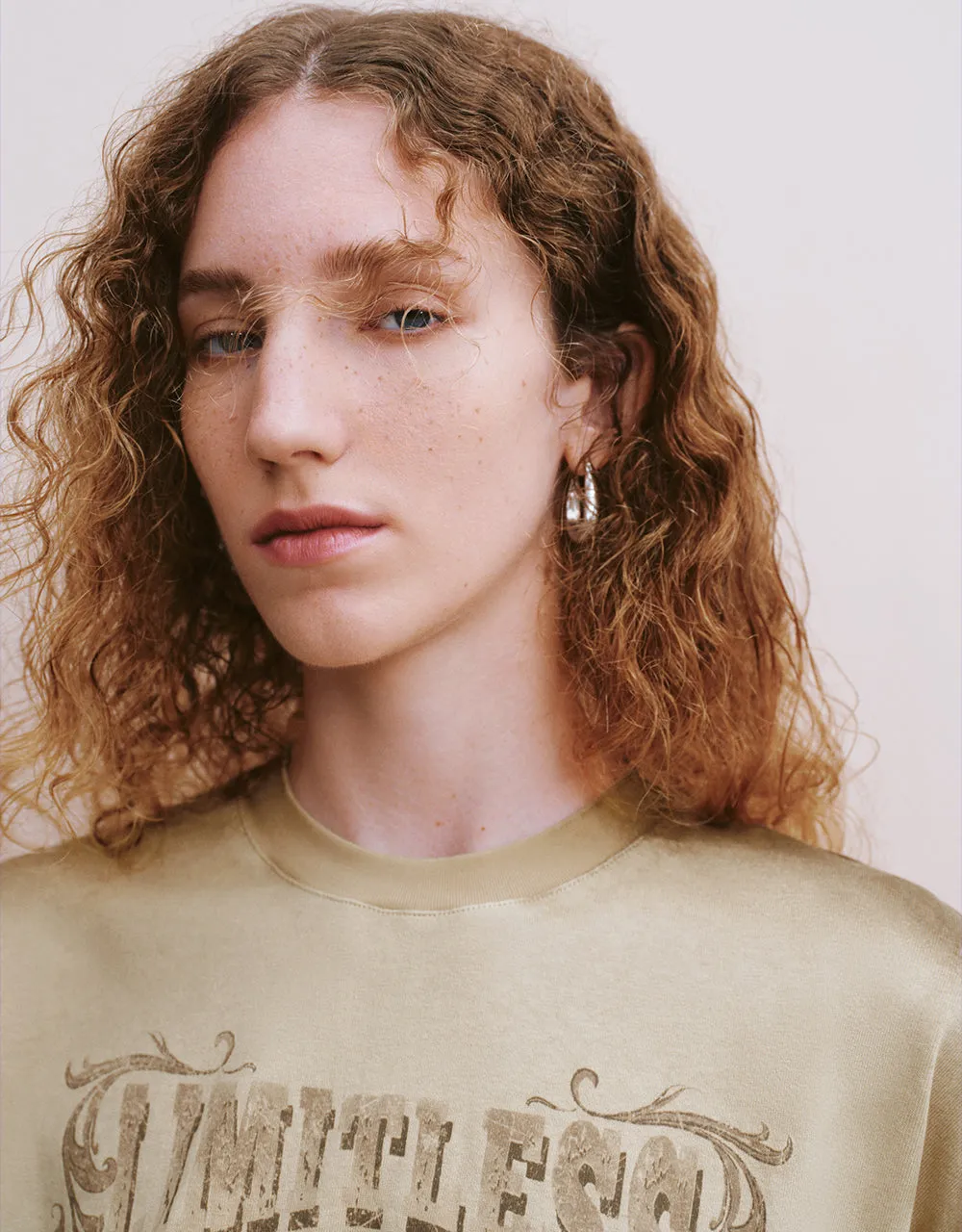 Printed Crew Neck Loose T-Shirt sold by Urban Revivo product image thumbnail 4