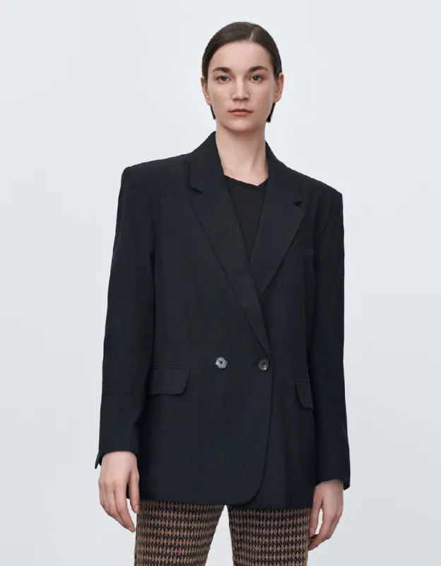 Notch Lapel Straight Blazer sold by Urban Revivo