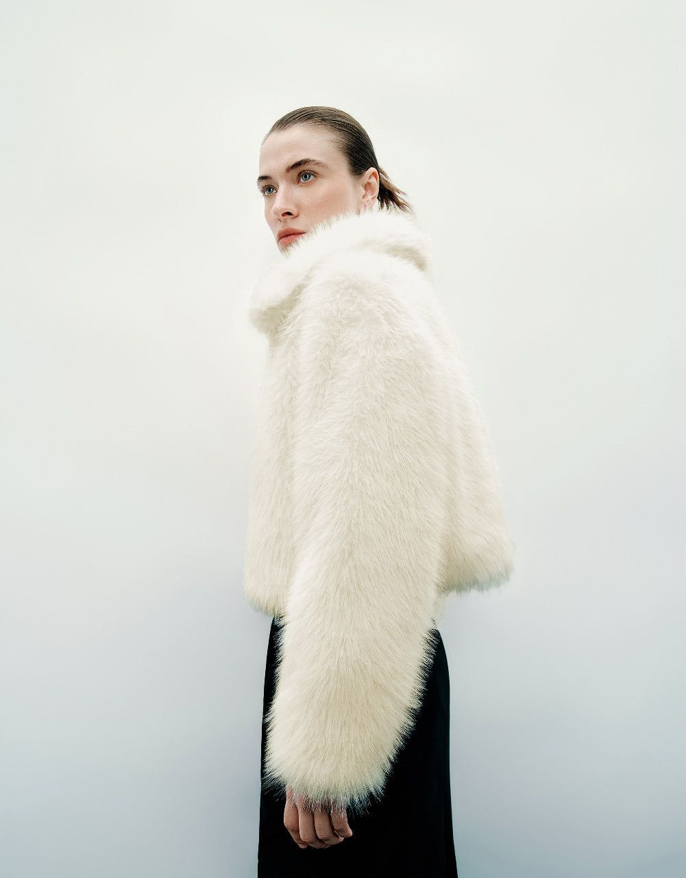 Straight Furry Coat sold by Urban Revivo product image thumbnail 3