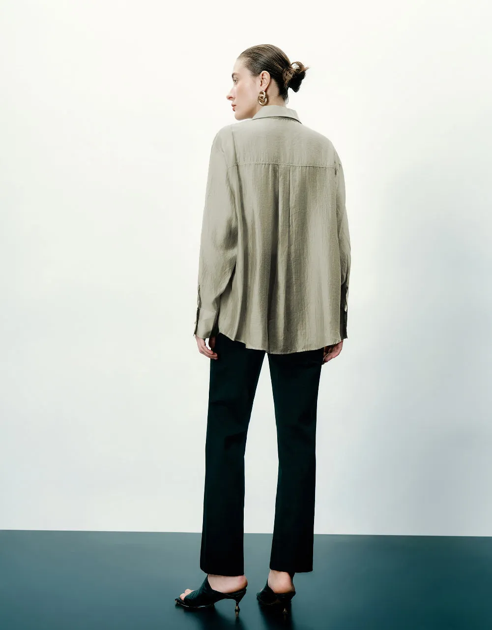 Button Up Straight Shirt sold by Urban Revivo product image thumbnail 4