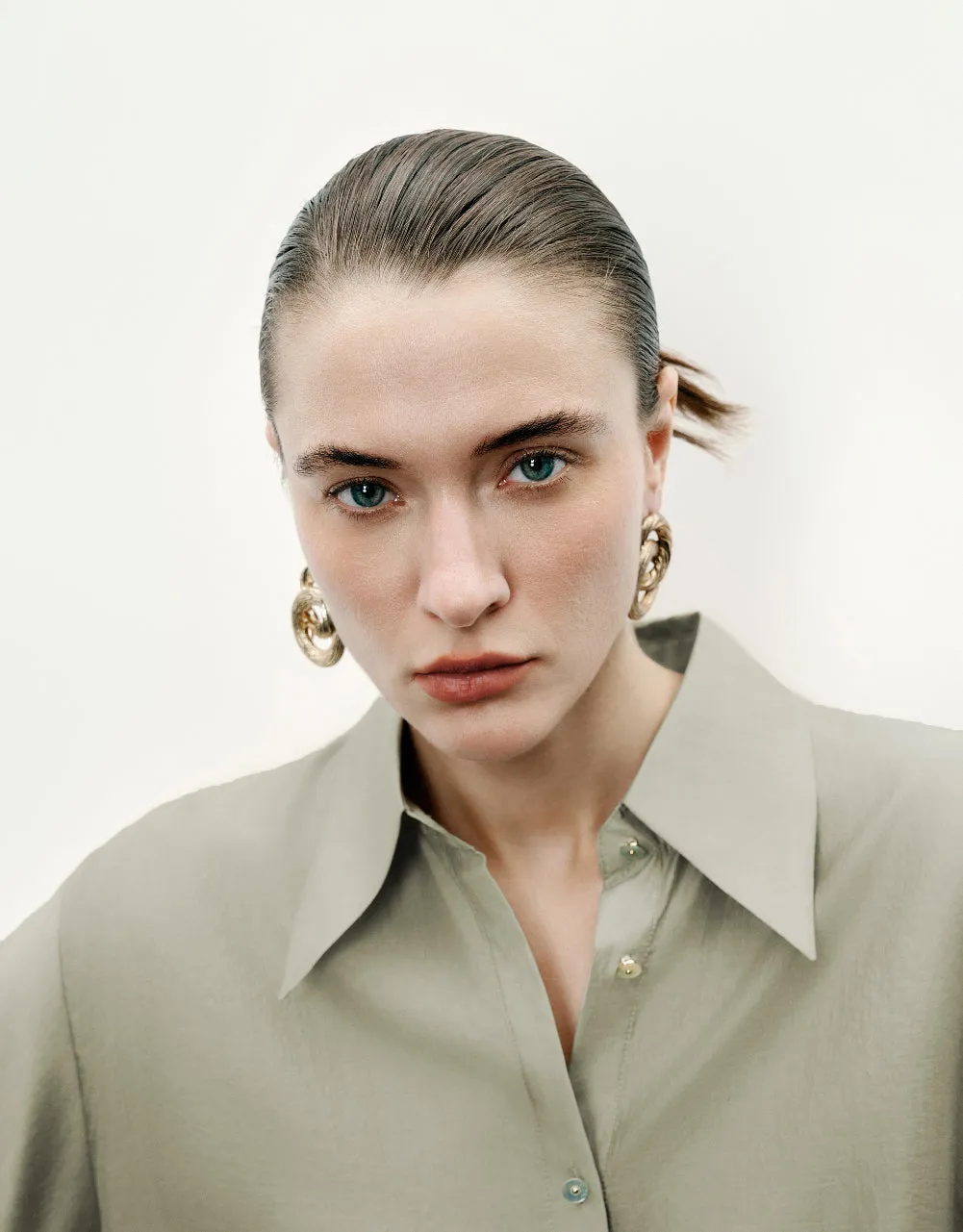 Button Up Straight Shirt sold by Urban Revivo product image thumbnail 5