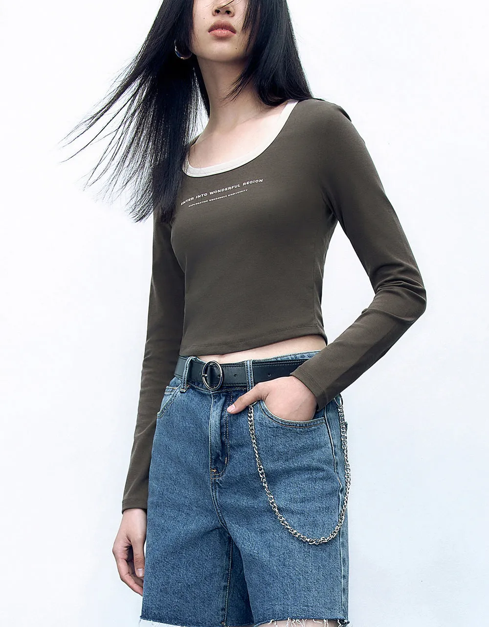 Letter Printed U Neck Knitted T-Shirt sold by Urban Revivo product image thumbnail 2