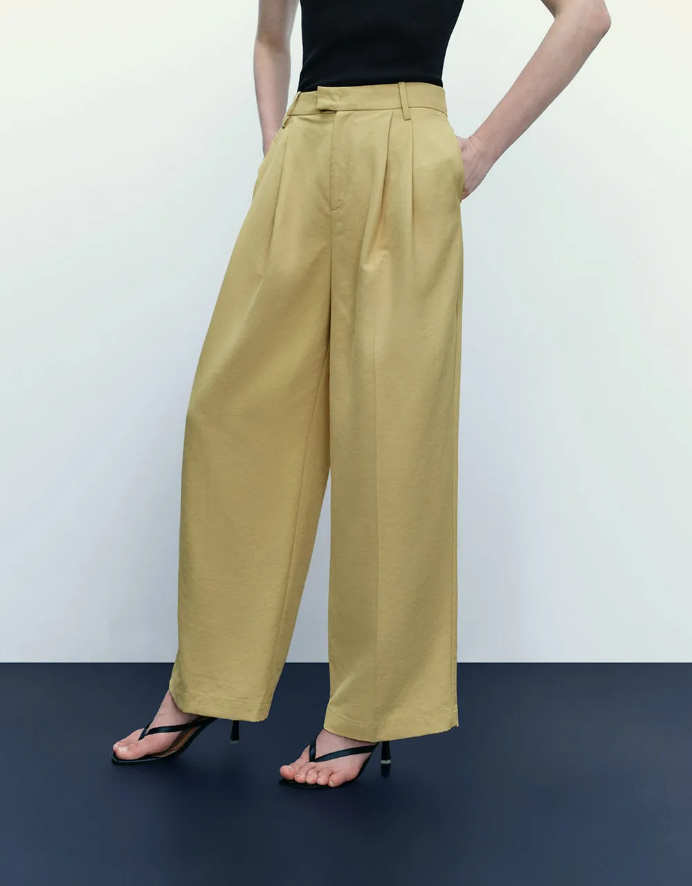Wide-Leg Pants sold by Urban Revivo product image thumbnail 4