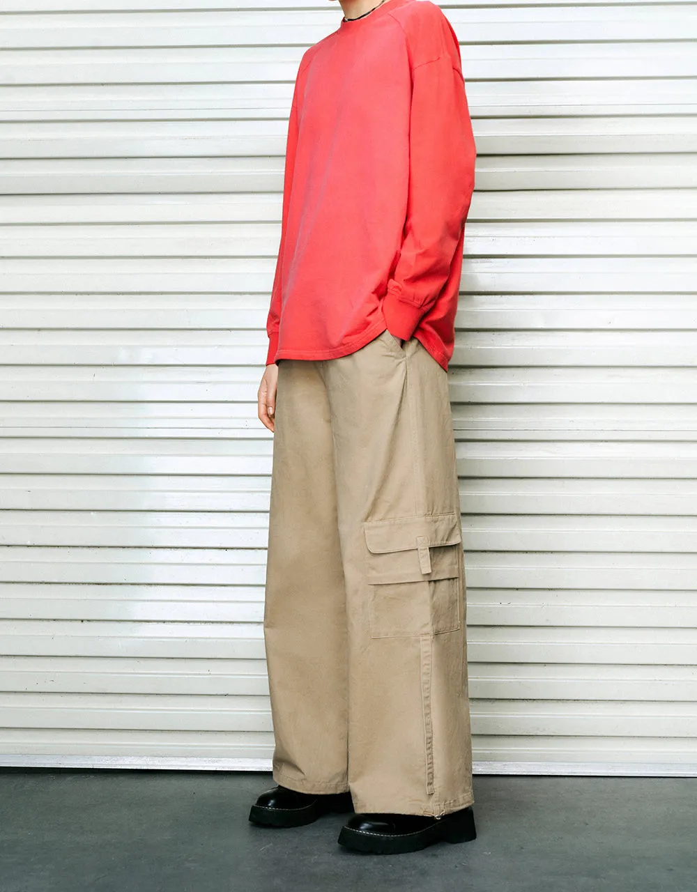 Multi-Pocket Drawstring Waist Wide-Leg Pants sold by Urban Revivo product image thumbnail 4
