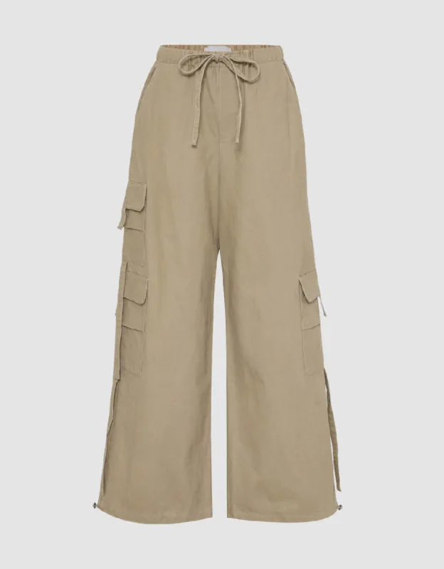 Multi-Pocket Drawstring Waist Wide-Leg Pants sold by Urban Revivo
