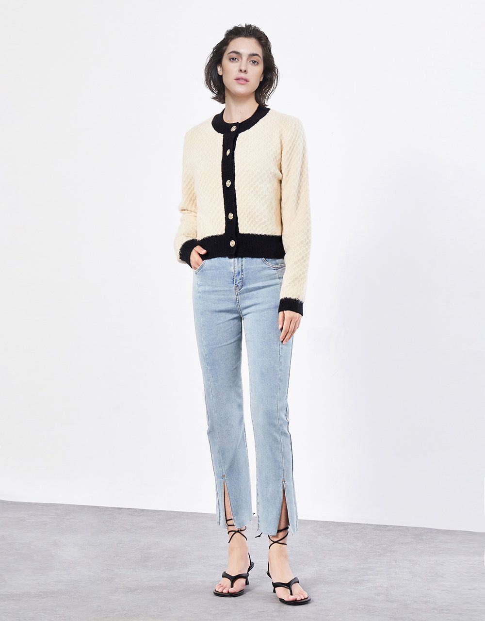 Contrast Trim Button Up Cardigan sold by Urban Revivo product image thumbnail 4