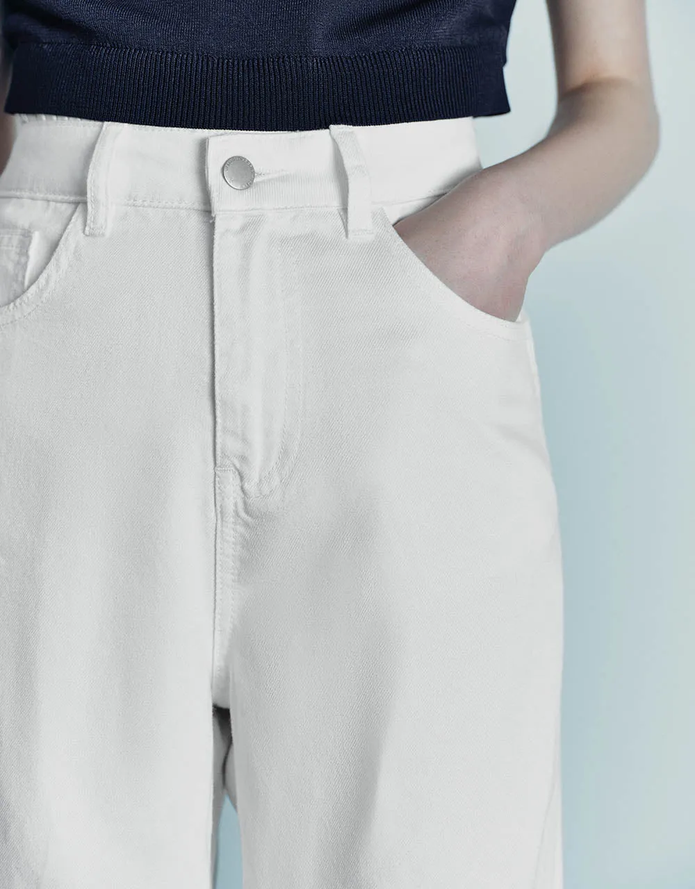 Split Hem Wide-Leg Jeans sold by Urban Revivo product image thumbnail 5