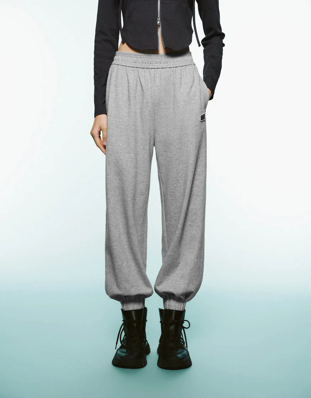 Elastic Waist Knitted Jogger Pants sold by Urban Revivo product image thumbnail 2