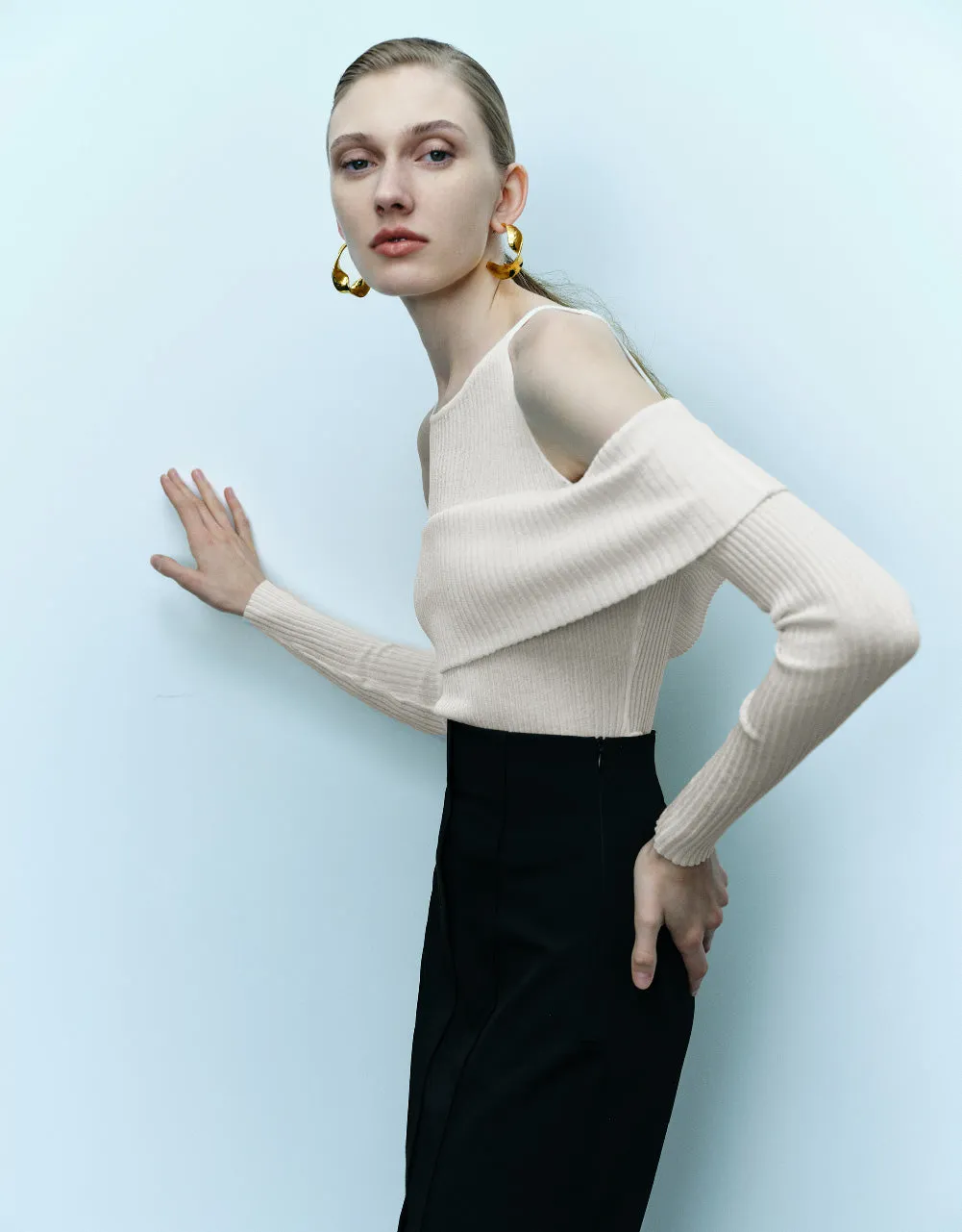 Drop Shoulder Sleeve Off-Shoulder Knitted T-Shirt sold by Urban Revivo product image thumbnail 3