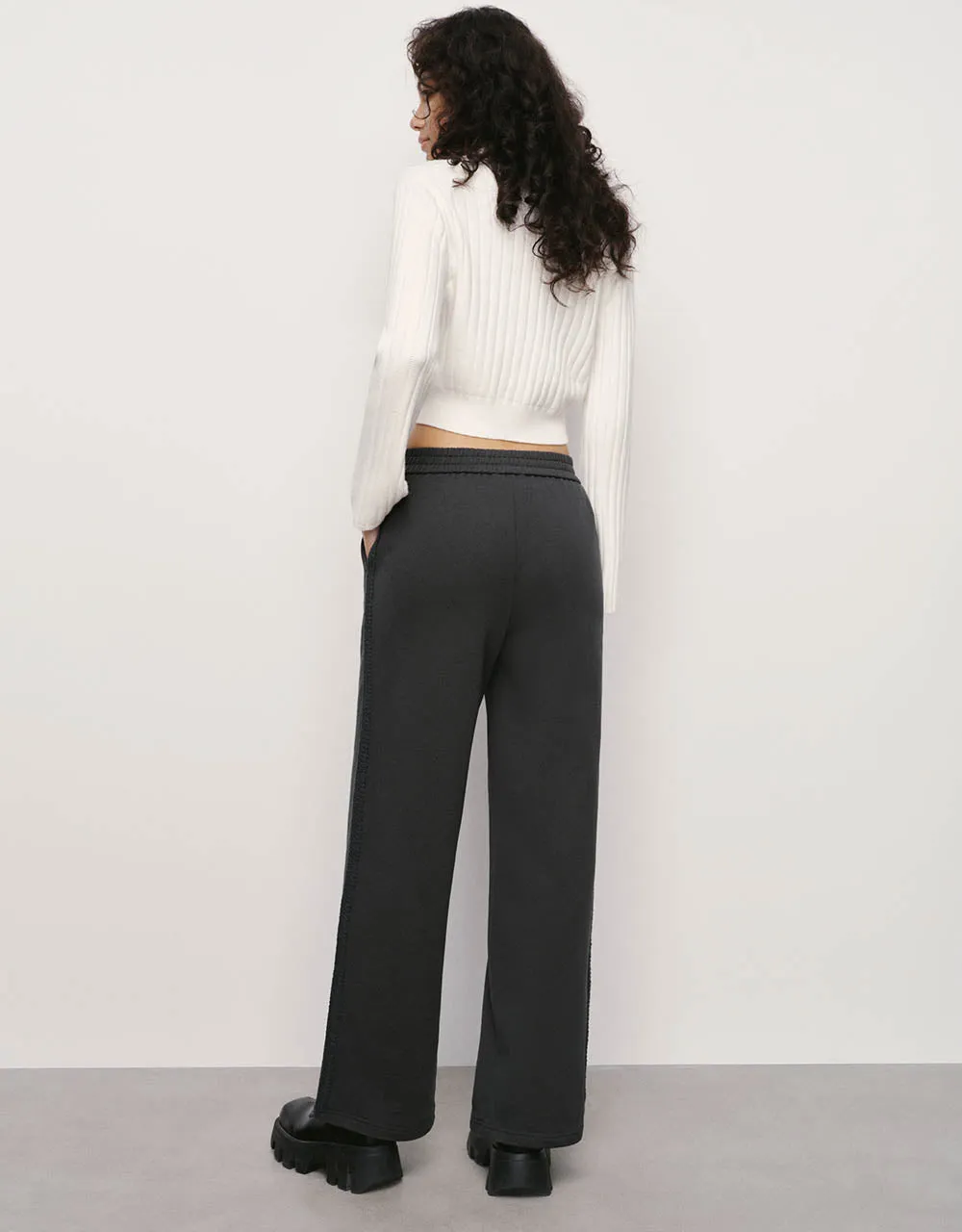 Elastic Waist Knitted Wide-Leg Pants sold by Urban Revivo product image thumbnail 5