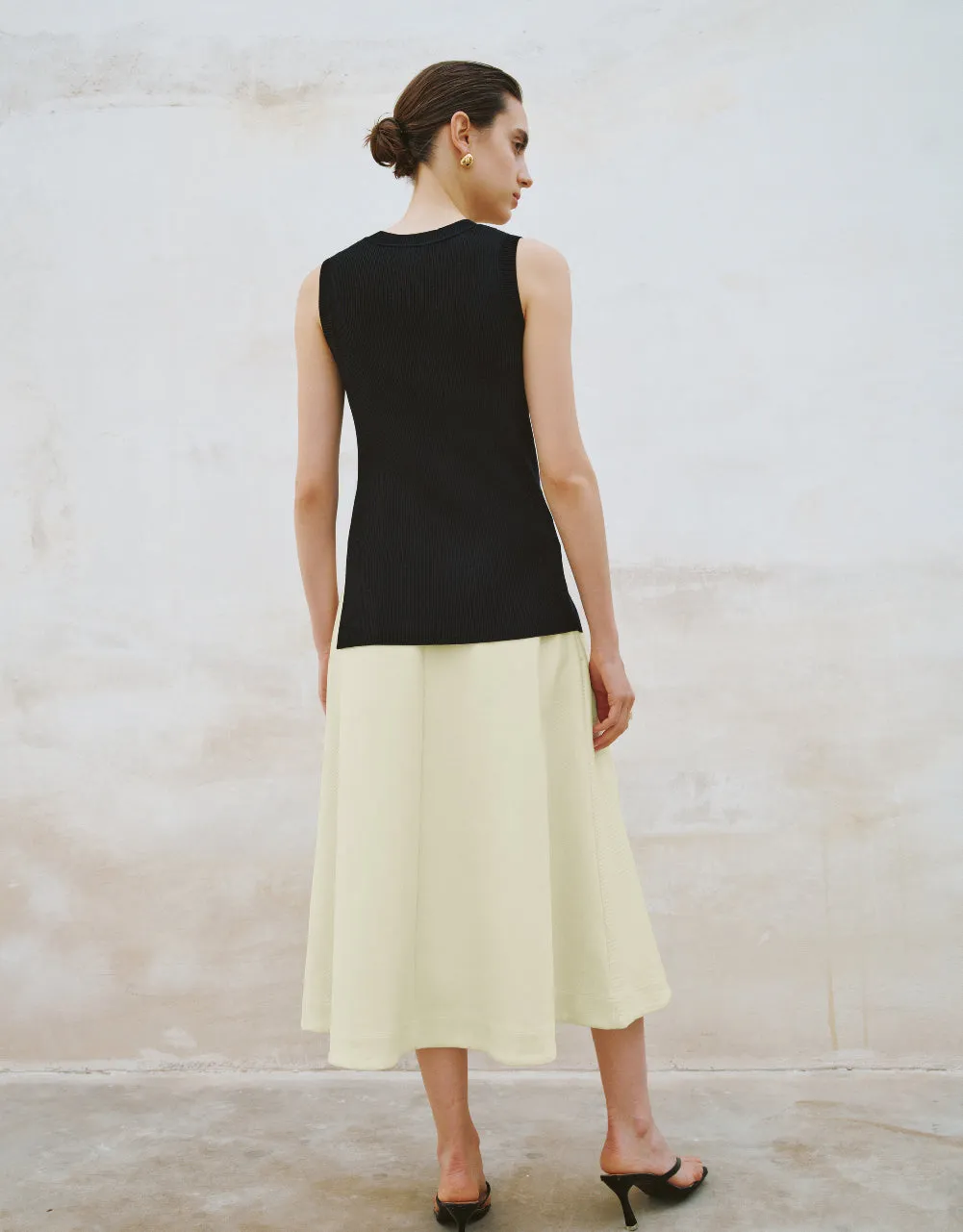 Striped Crew Neck Knitted Vest sold by Urban Revivo product image thumbnail 4