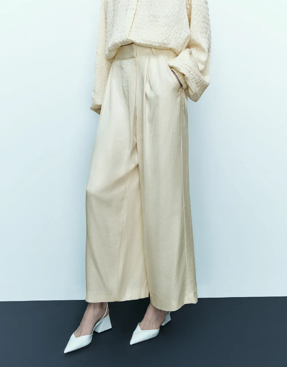 Wide-Leg Pants sold by Urban Revivo product image thumbnail 4