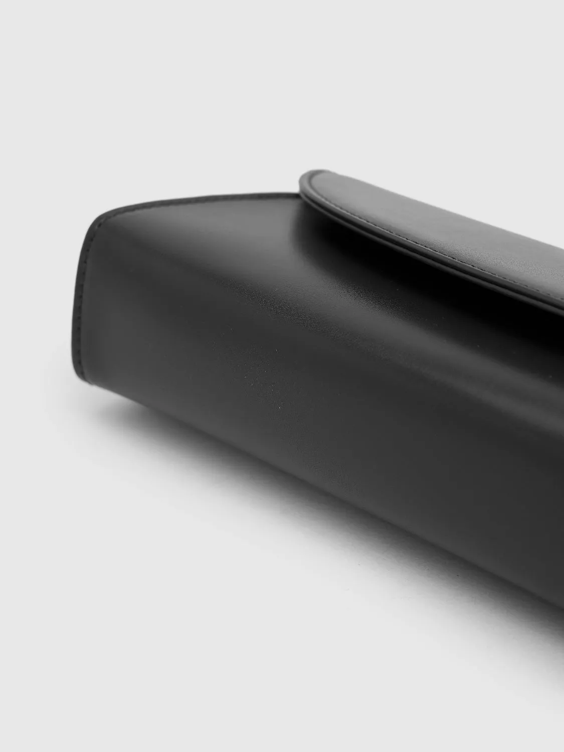 Vegan Leather Shoulder Bag sold by Urban Revivo product image thumbnail 5