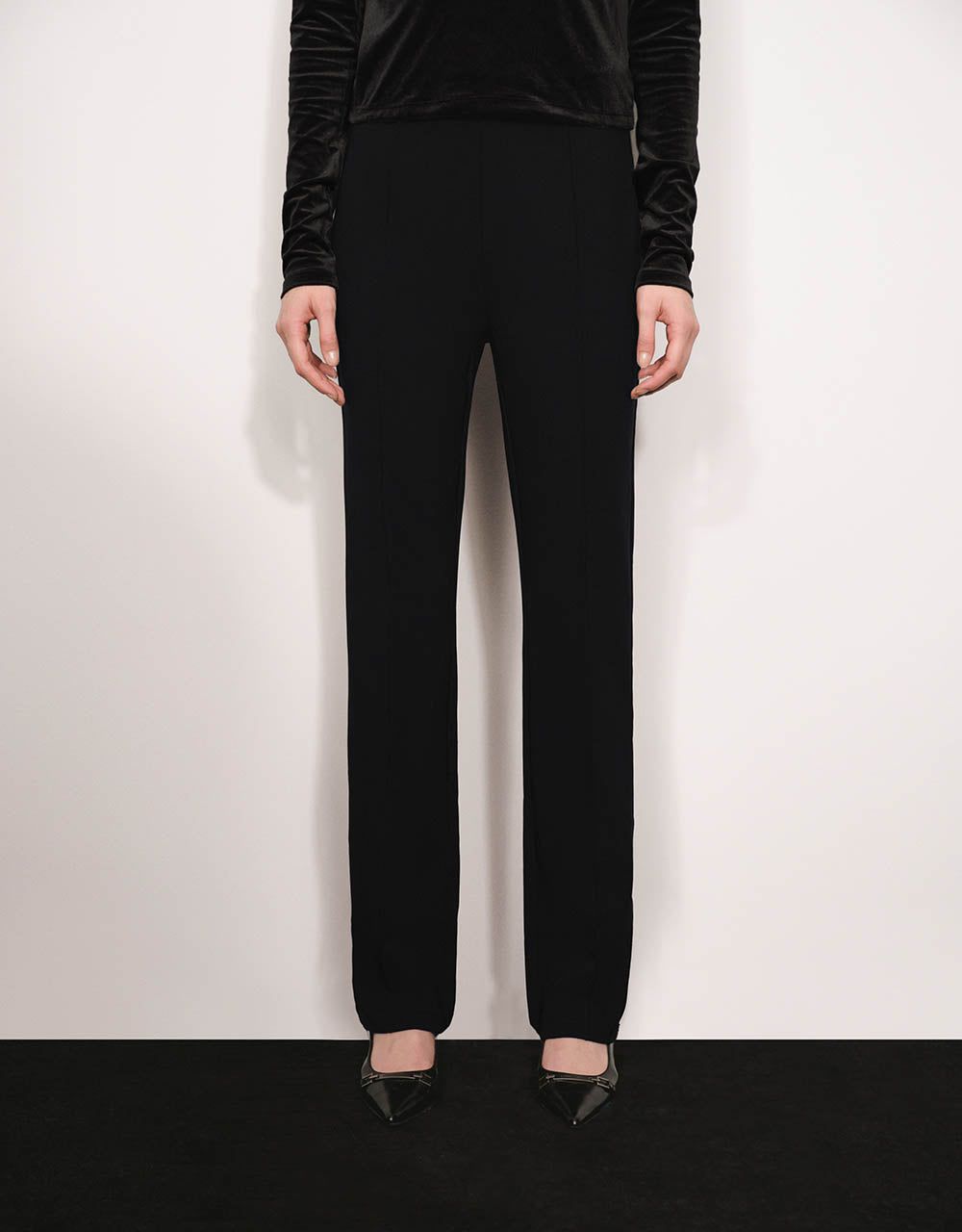 Skinny Straight Pants sold by Urban Revivo product image thumbnail 3