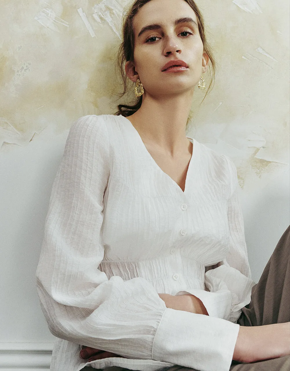 V-Neck Loose Shirt sold by Urban Revivo product image thumbnail 4