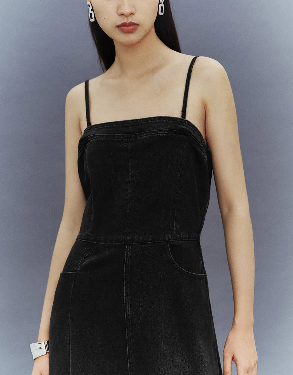 Skinny Midi Denim Dress sold by Urban Revivo product image thumbnail 4