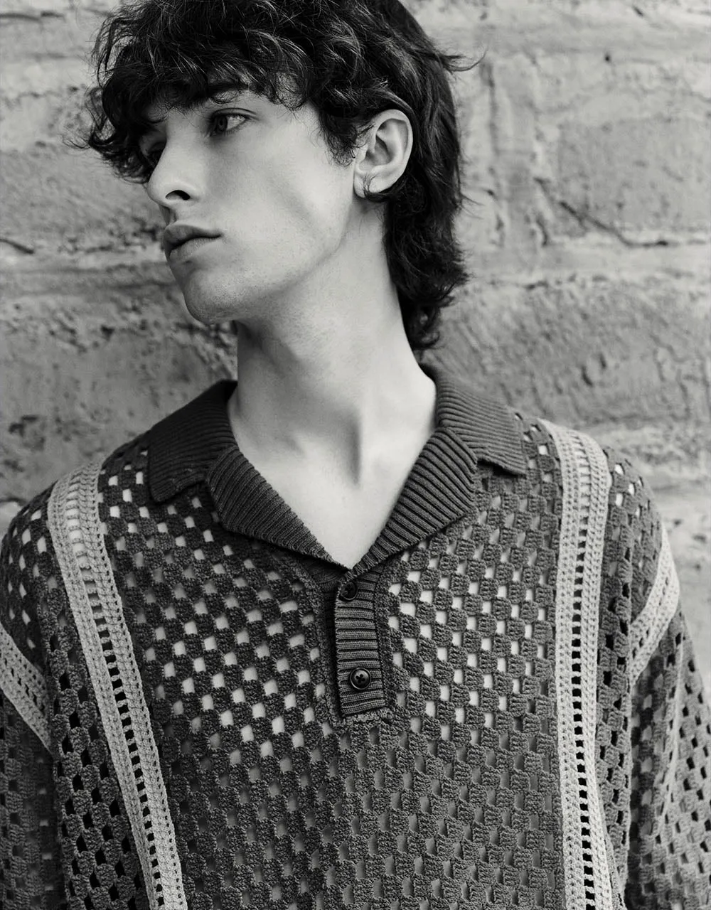 Crochet Lapel Knitted T-Shirt sold by Urban Revivo product image thumbnail 4